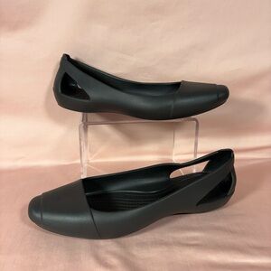 CROCS Sienna Flat Low Top Rubber Women's Shoes Size 7